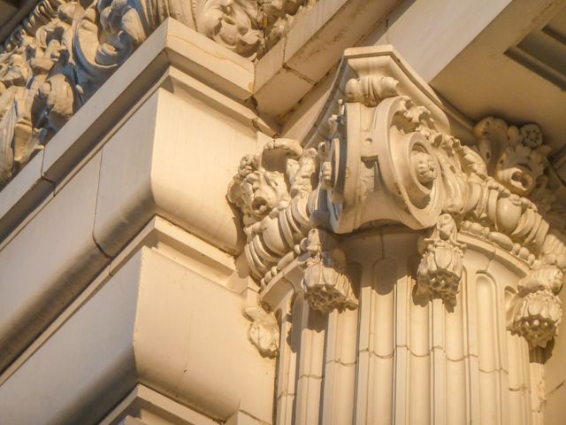 Architectural column detail at Joseph Smith Memorial Building.