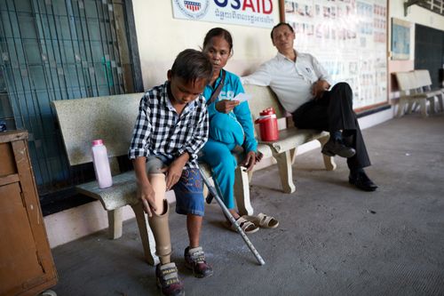 Cambodia: Eye Exam Chart