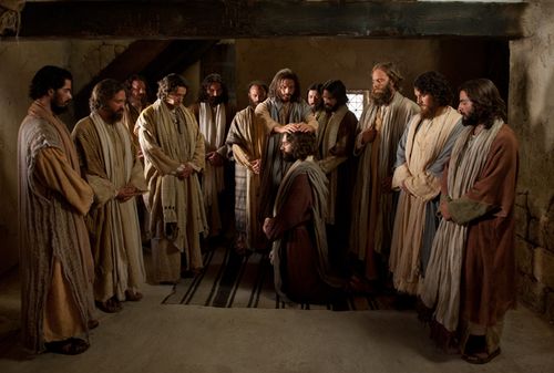 Matthew 10:1–5, Christ ordains His twelve Apostles