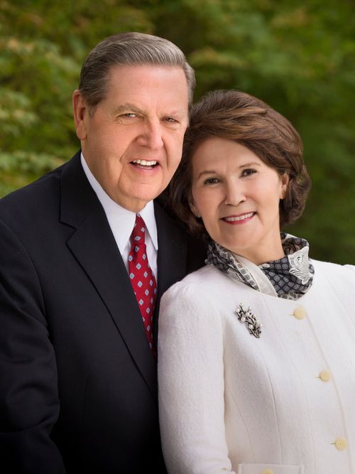 Elder Jeffrey R. Holland and Sister Patricia Holland