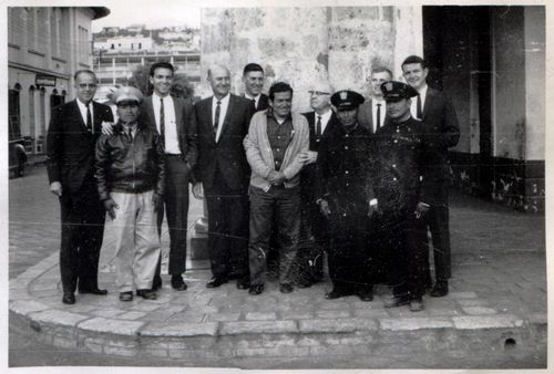 O élder Kimball com Baquero e outros, 1964