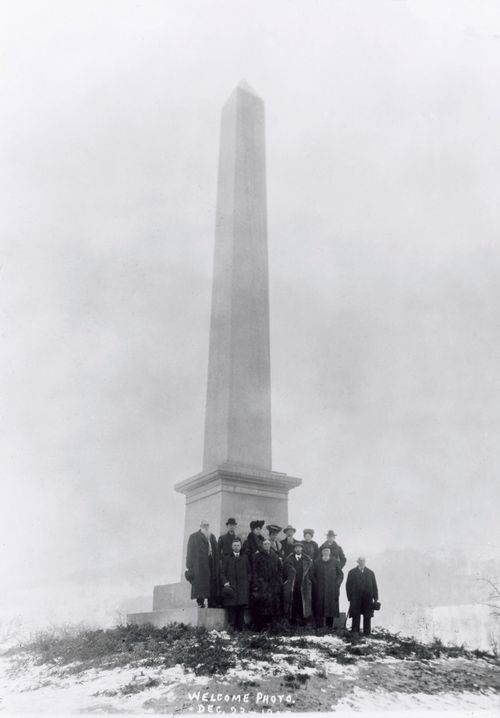 George Albert Smith standing with other Church leaders at the dedication of a monument for the Prophet Joseph Smith’s birthplace in Sharon, Vermont, on December 23, 1905.