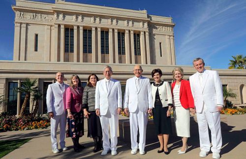 people standing in front of the Mesa Arizona Temple