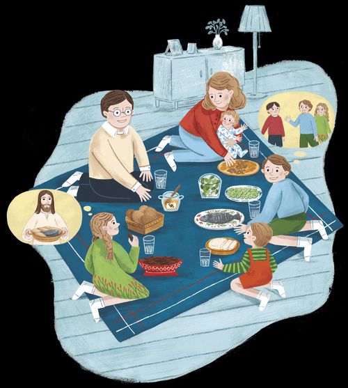 Família comendo uma refeição sentados em uma manta