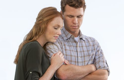 couple praying