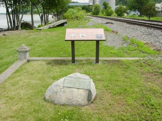 Fort Des Moines marker, Montrose, Iowa