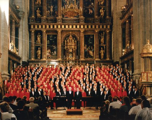 Tabernacle Choir at basilica in Spain