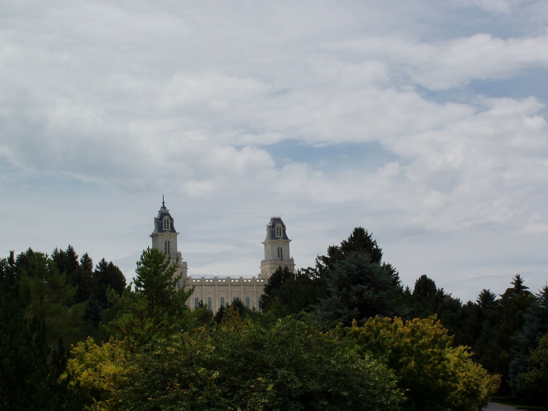 The Manti Utah Temple scenery, including the spires.