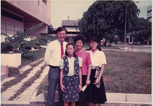 AC and Helen Ho and family