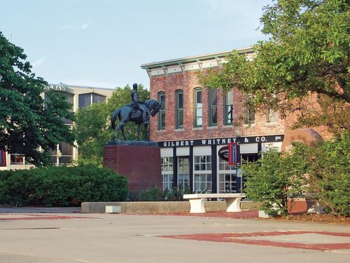 public square in Independence, Missouri