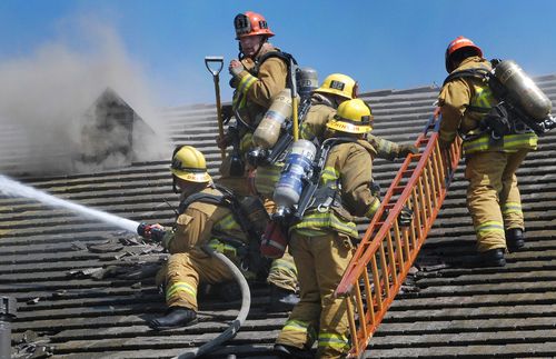 Fighting meetinghouse fire