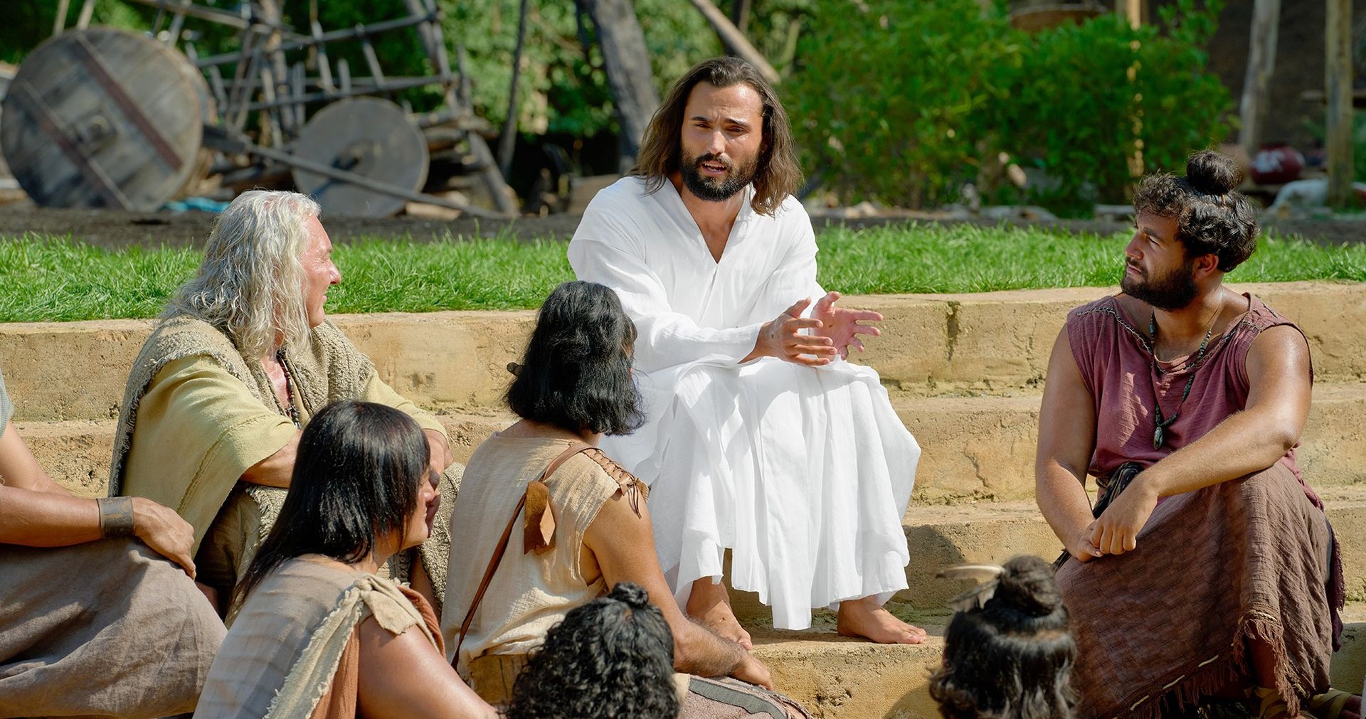 The Disciples Listen to Jesus Christ