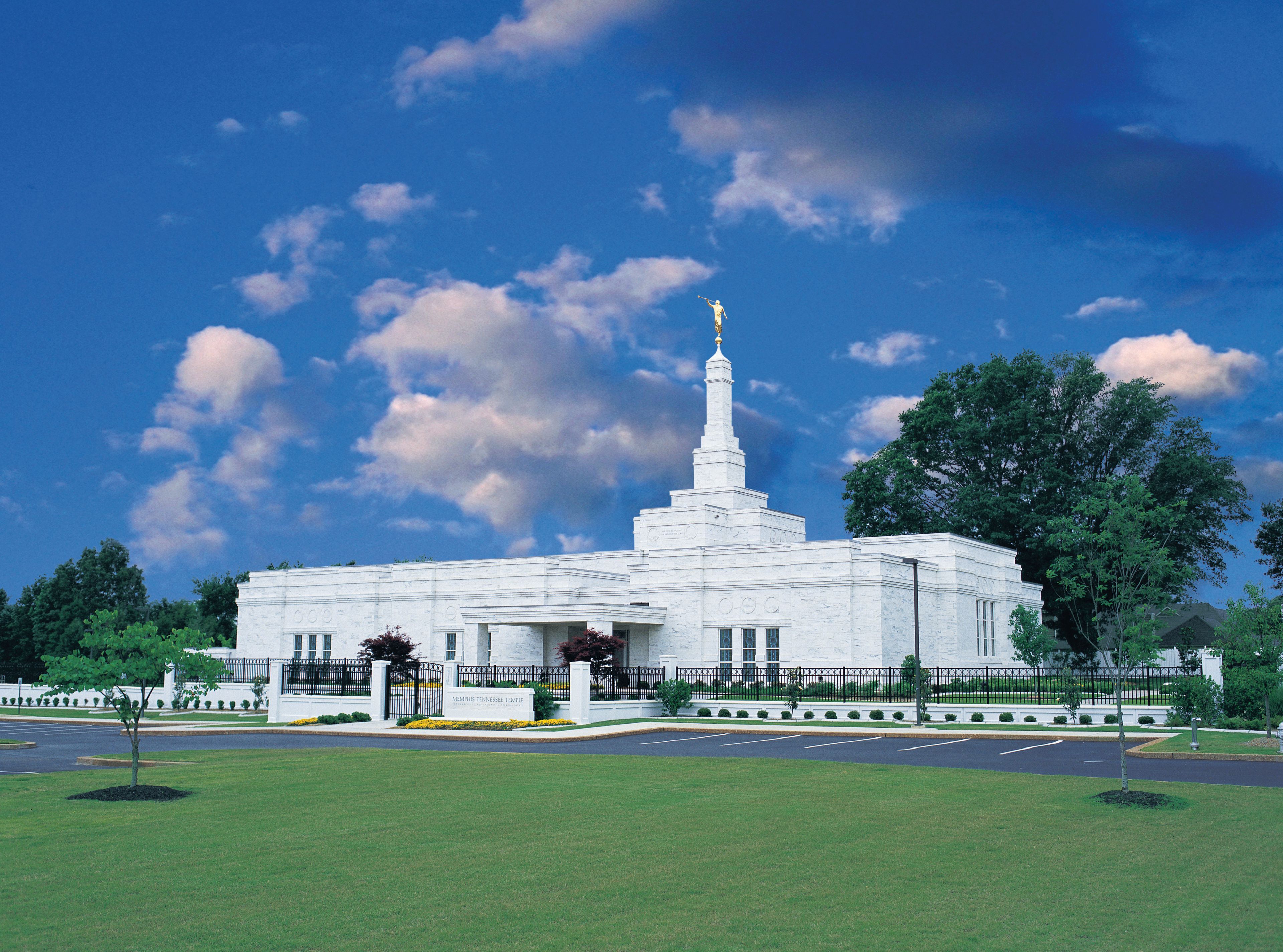 The Memphis Tennessee Temple, including the entrance and scenery.