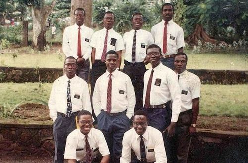 os primeiros missionários liberianos logo após chegarem à Freetown
