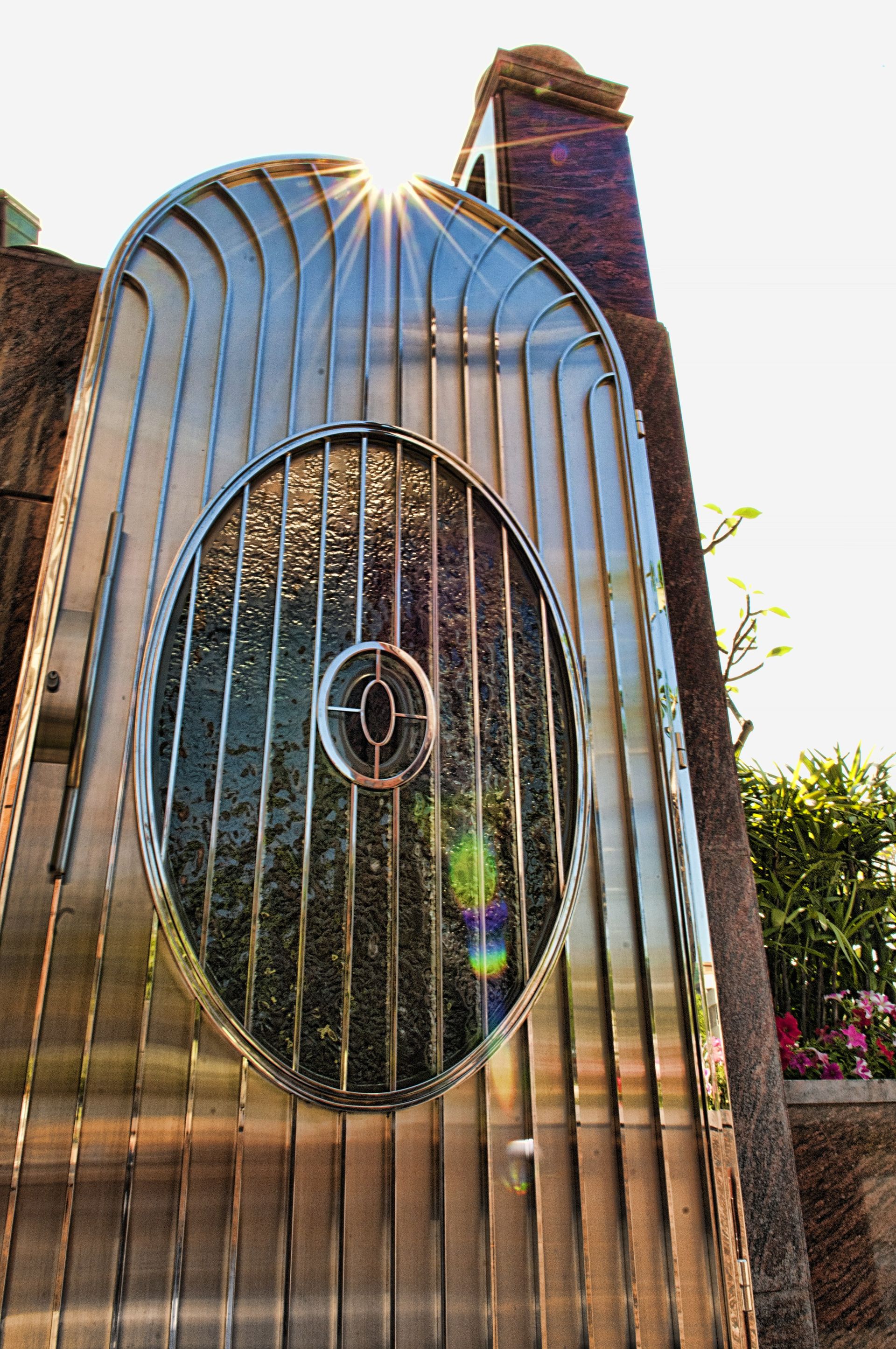 A portrait of the door to the Hong Kong China Temple.