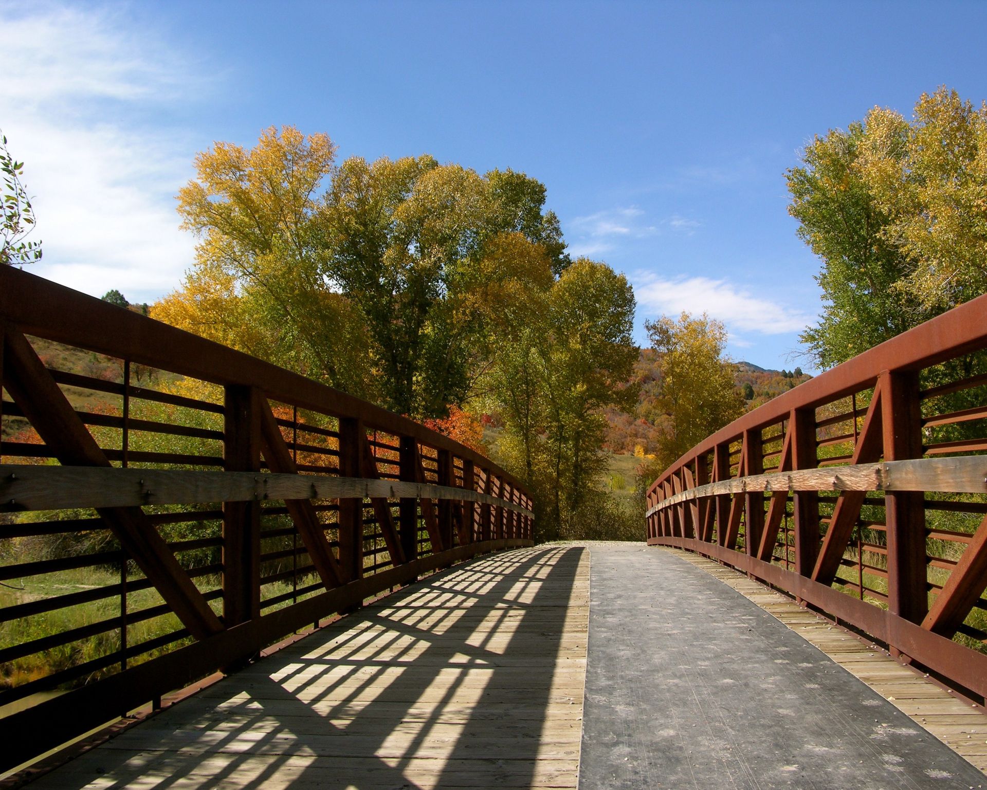A wooden bridge in the country.