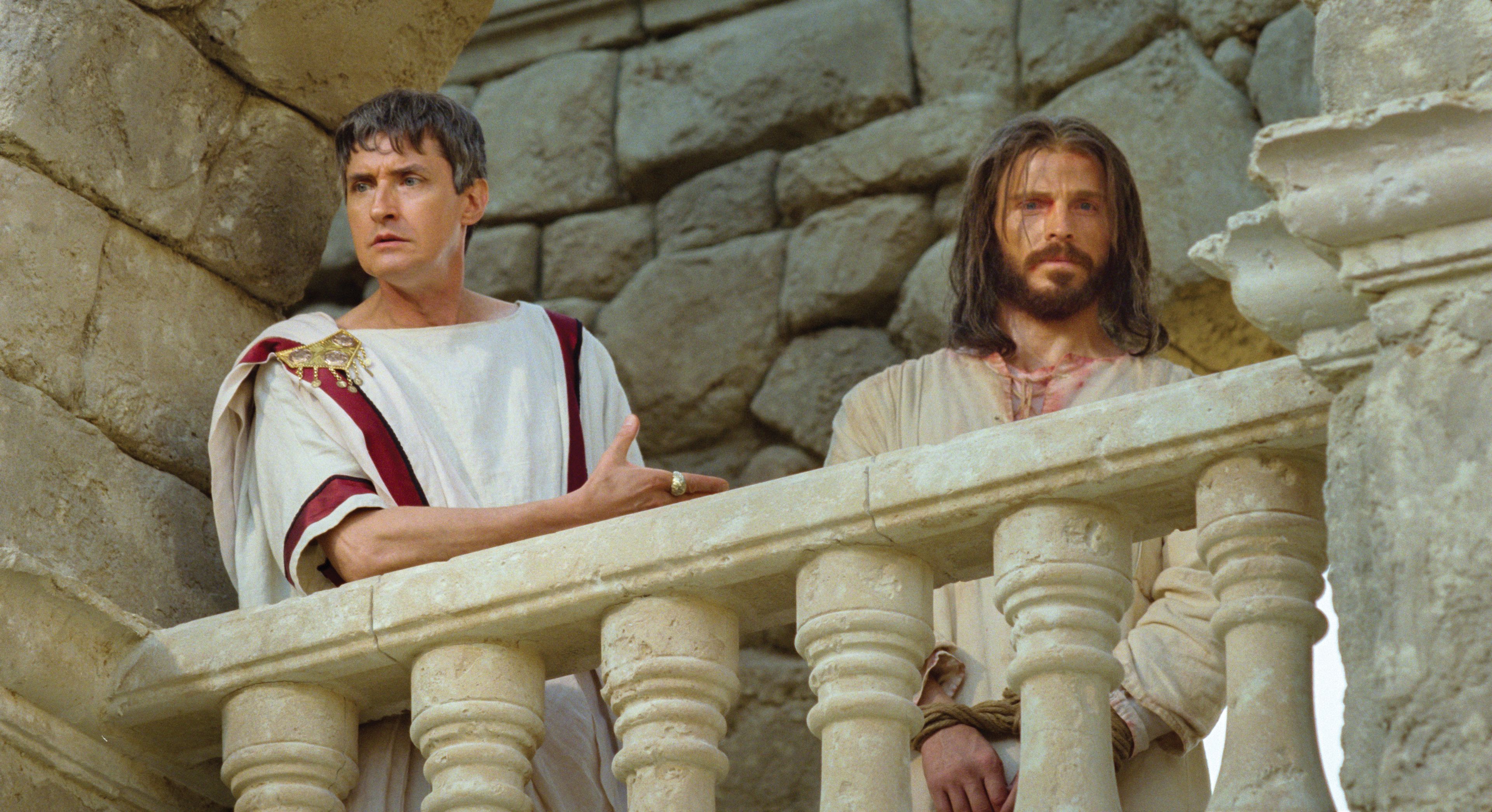Pilate speaks to the crowd that condemns Christ.
