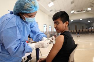 People in Lima, Peru: Vaccination Clinic