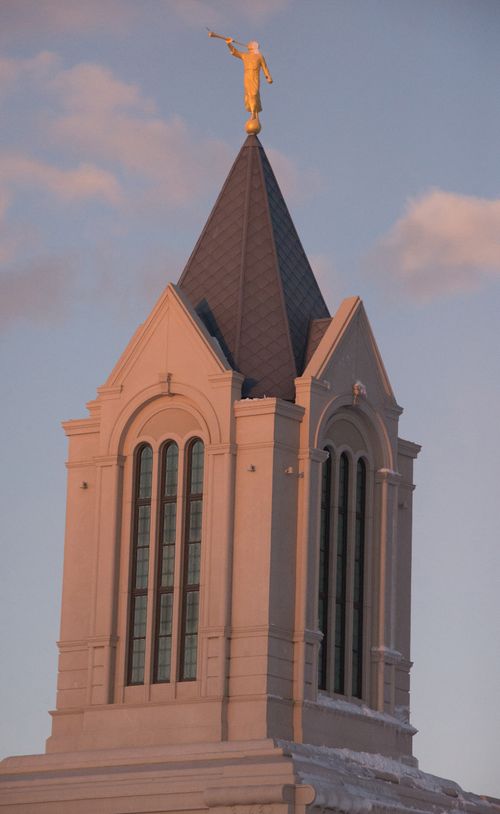 An image of the steeple on the Fort Collins Colorado Temple.
