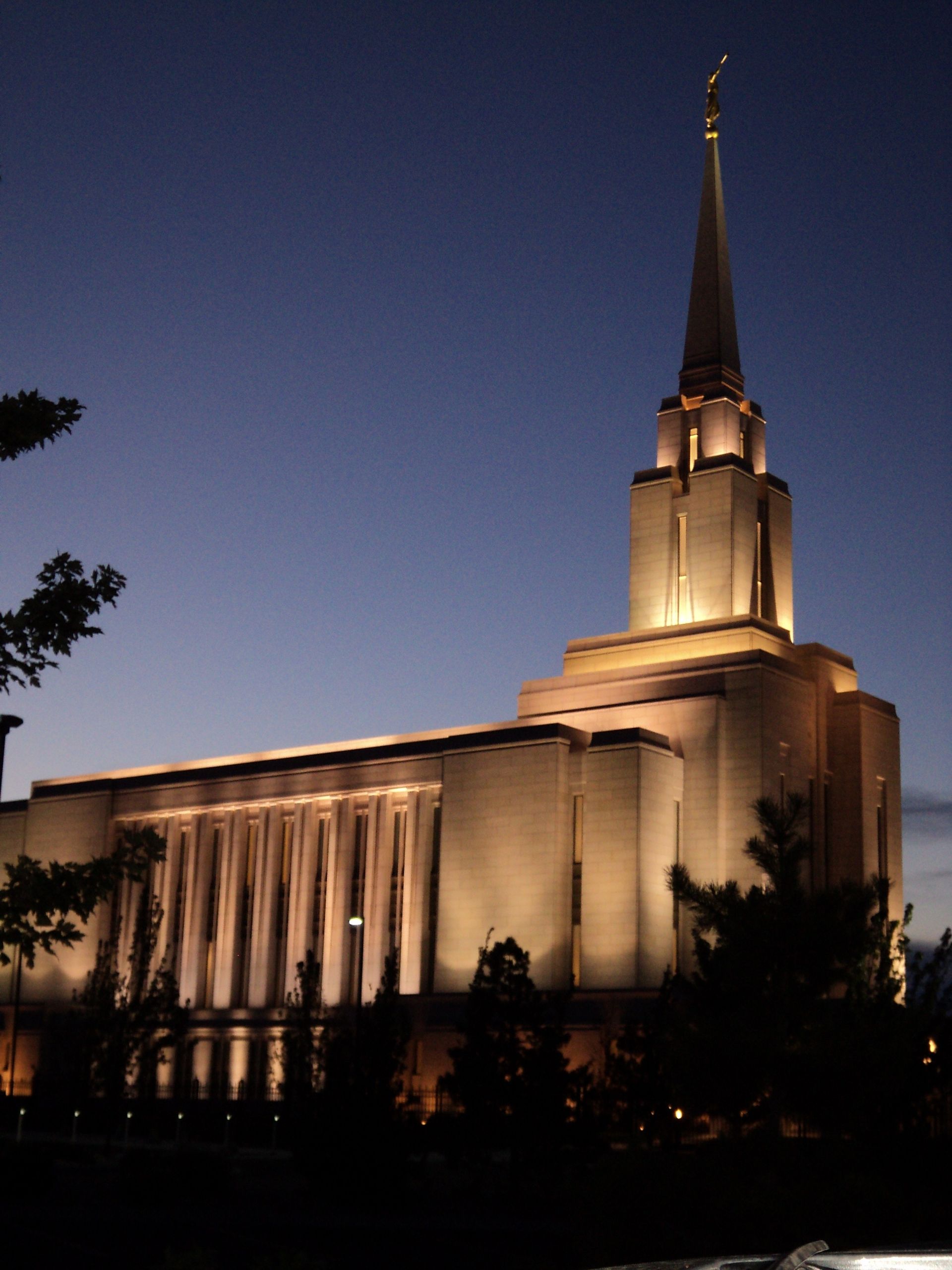The Oquirrh Mountain Utah Temple side view, including scenery.