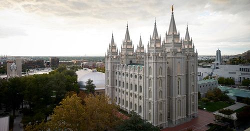 ang Salt Lake Temple