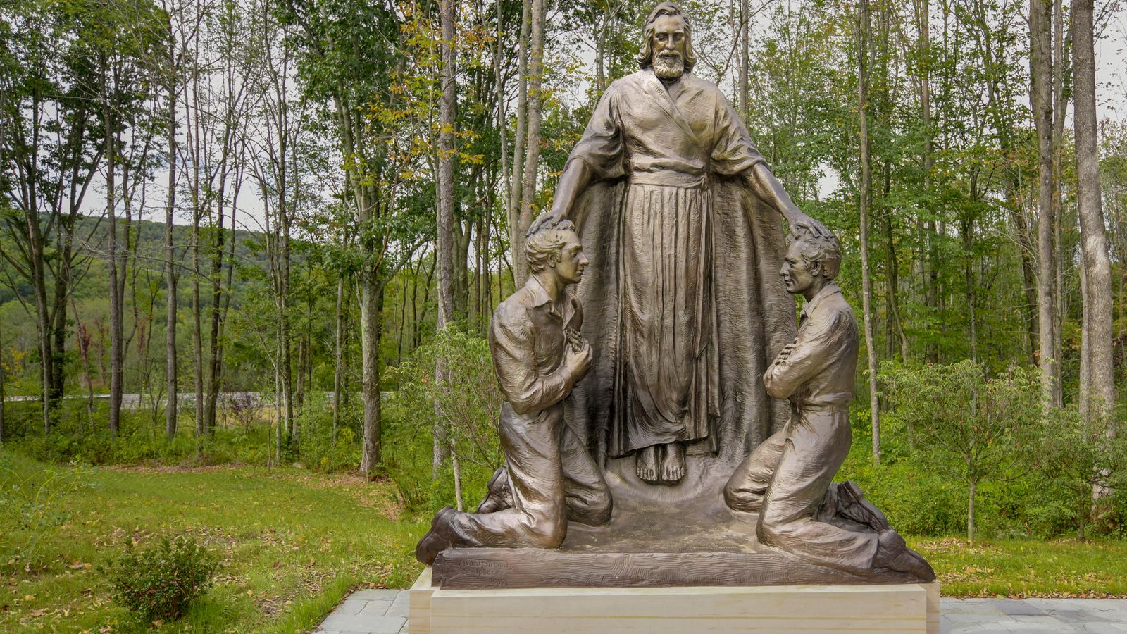 Statue commemorating the Aaronic Priesthood Restoration, in Harmony, Pennsylvania.