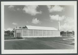 Jardines de Caparra meetinghouse