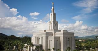 the Panama City Panama Temple