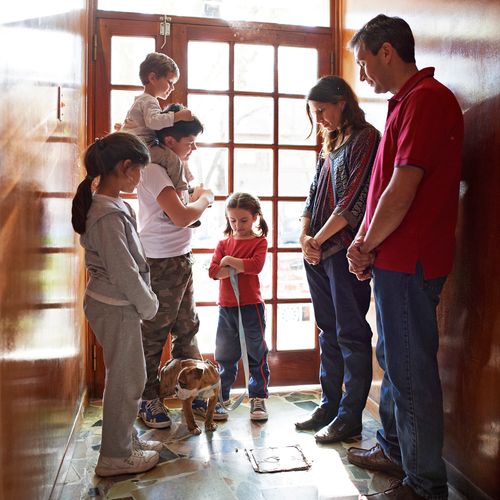 family praying