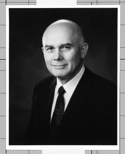 Elder Dallin H. Oaks