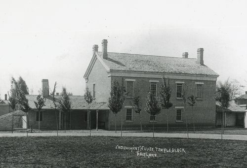 Exterior de la Casa de Investiduras