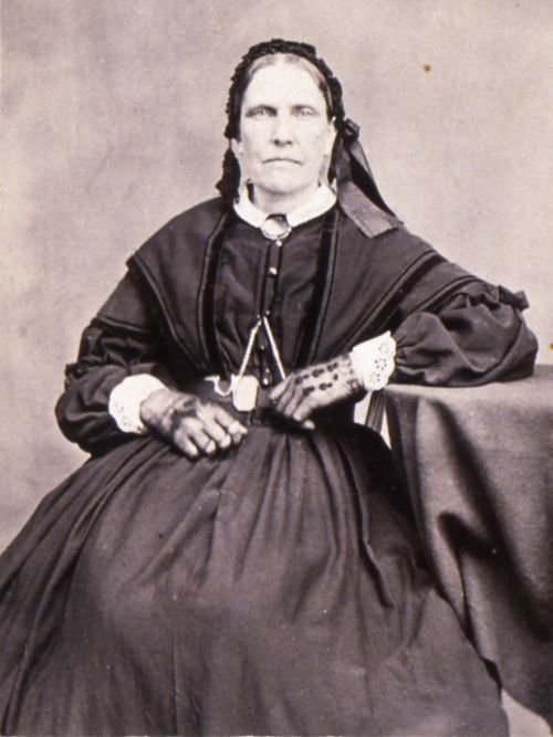 photograph portrait of Amanda Barnes Smith