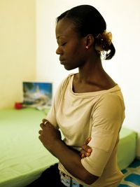 woman praying