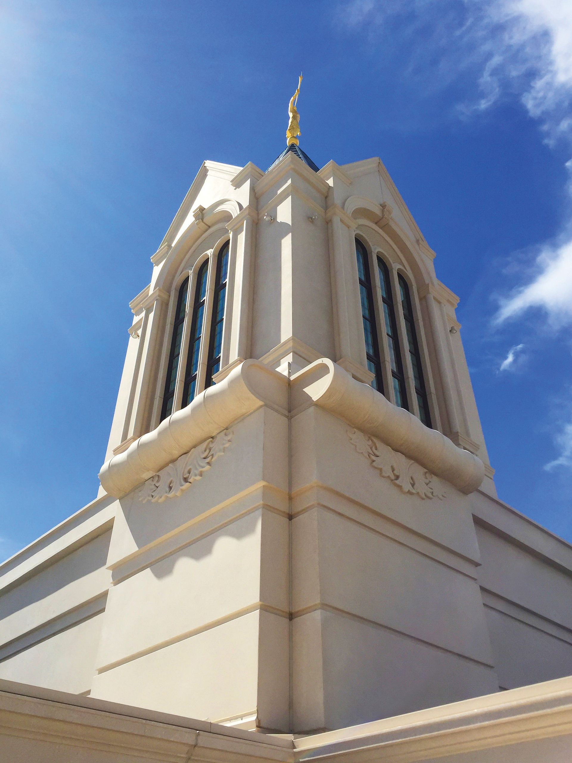 An image of the steeple on the Fort Collins Colorado Temple.