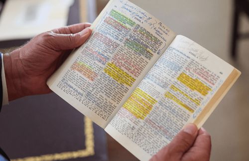 Salinan Kitab Mormon yang ditandai