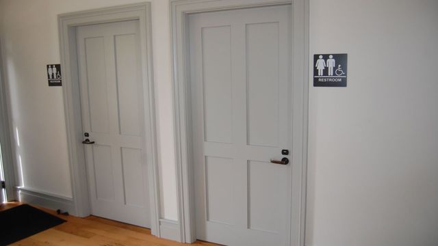 Accessible bathrooms in Hyde Home