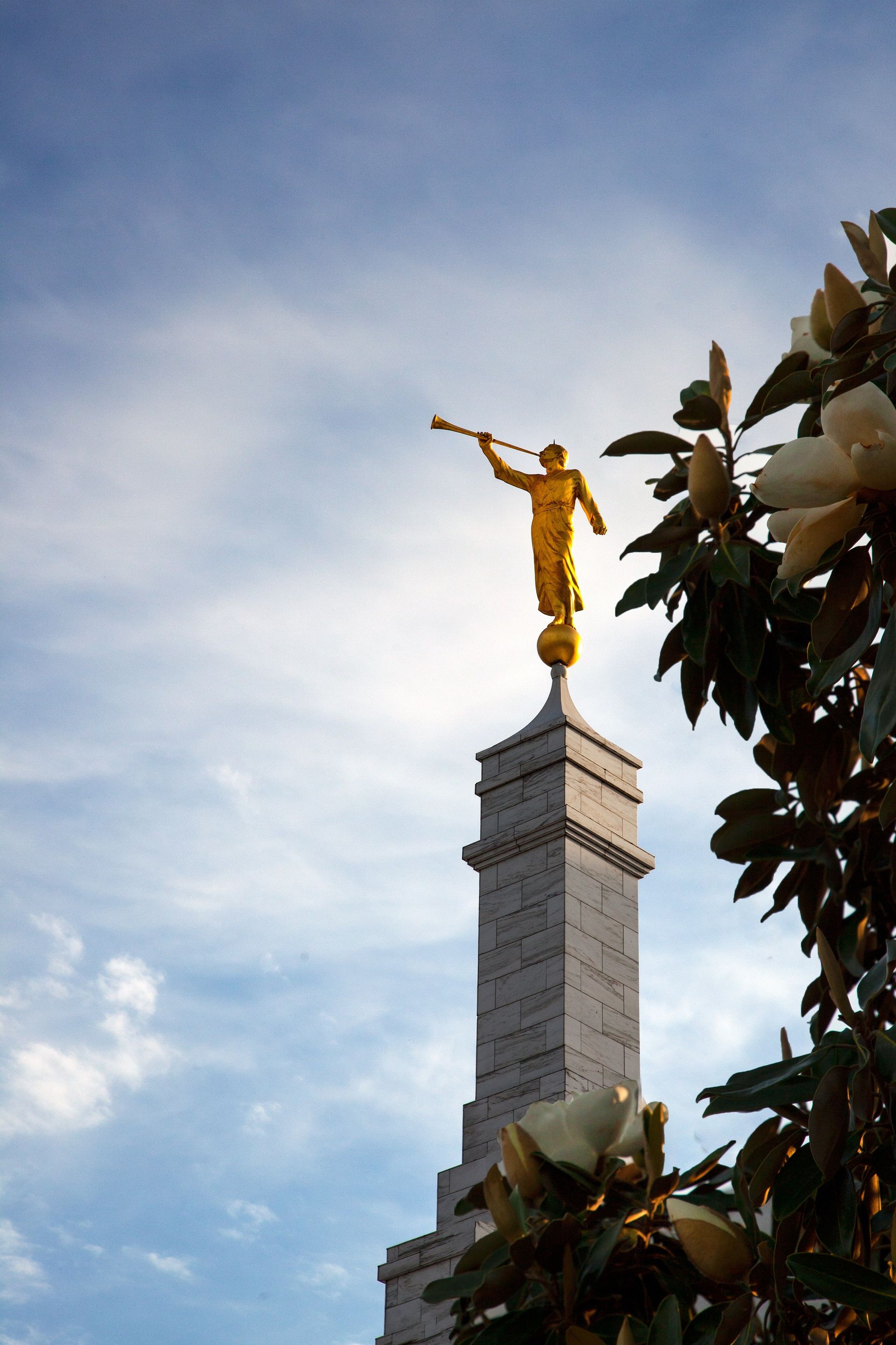 The spire and angel Moroni on the Memphis Tennessee Temple.