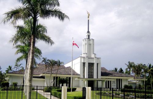 photo of Nuku‘alofa Tonga Temple