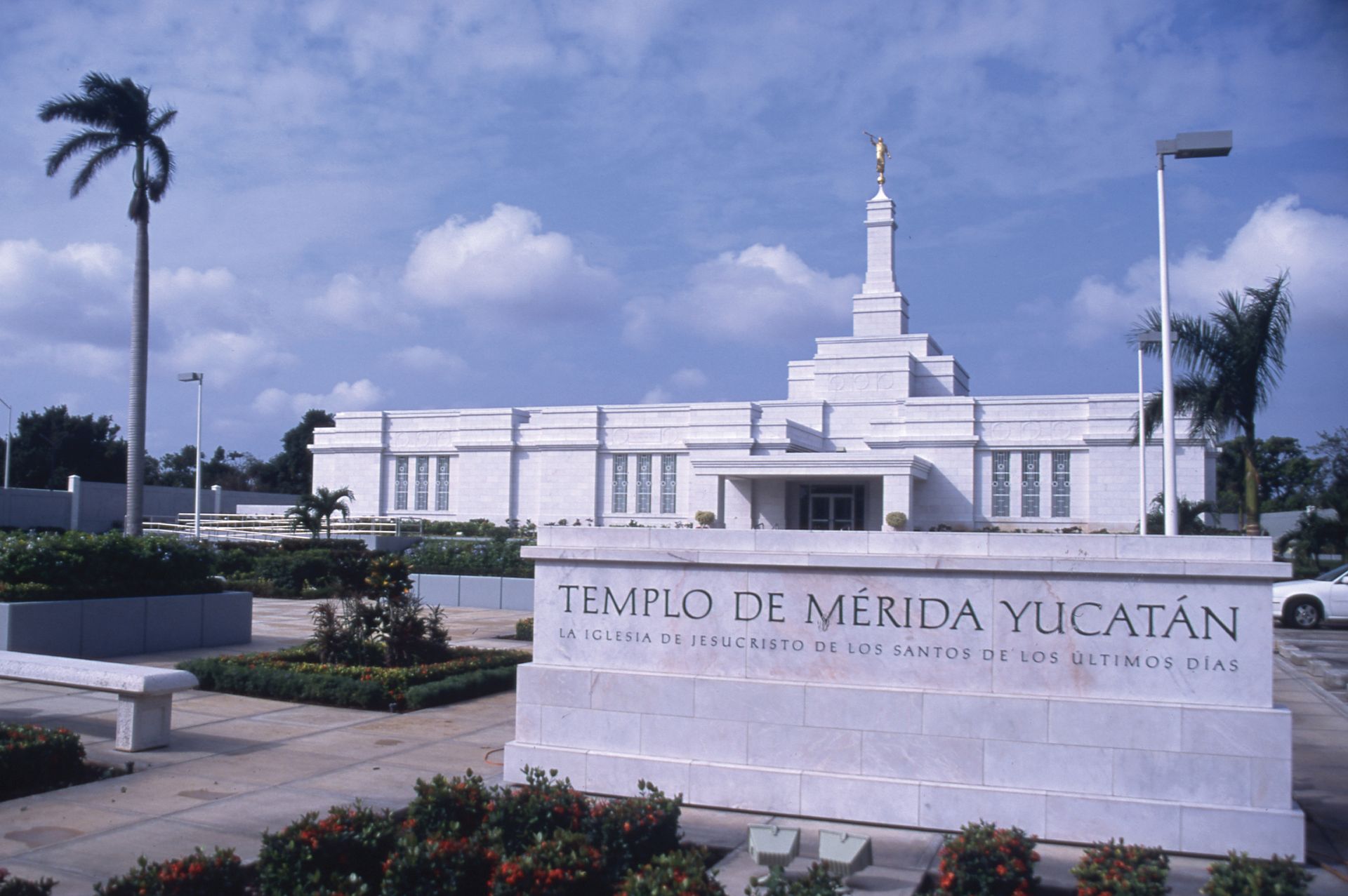 The Mérida Mexico Temple name sign, including the entrance and scenery.