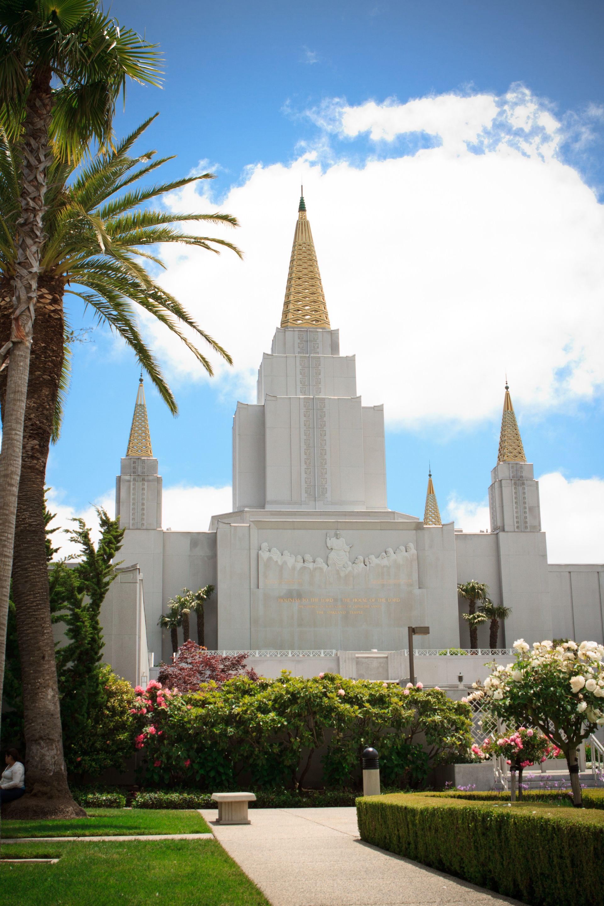 The Oakland California Temple, including scenery.