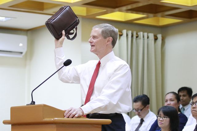 David A. Bednar visits Santiago, Philippines in February 2017.
