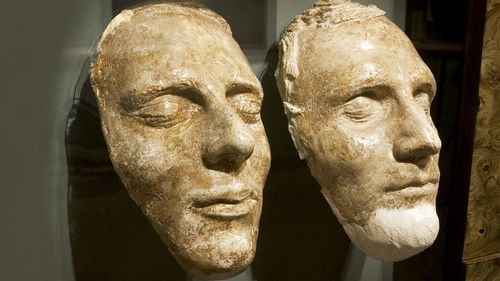 Death masks of Joseph and Hyrum Smith. Church History Museum, Salt Lake City.