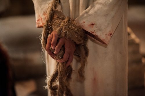 Matthew 26:57–75, Christ’s hands tied with rope