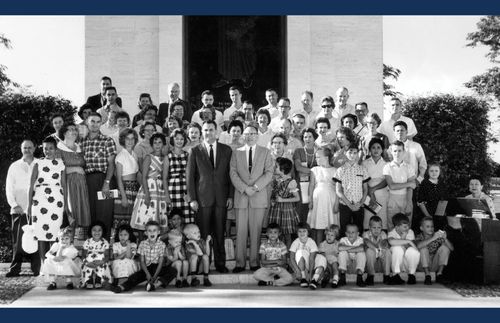 President Hinckley in the Philippines