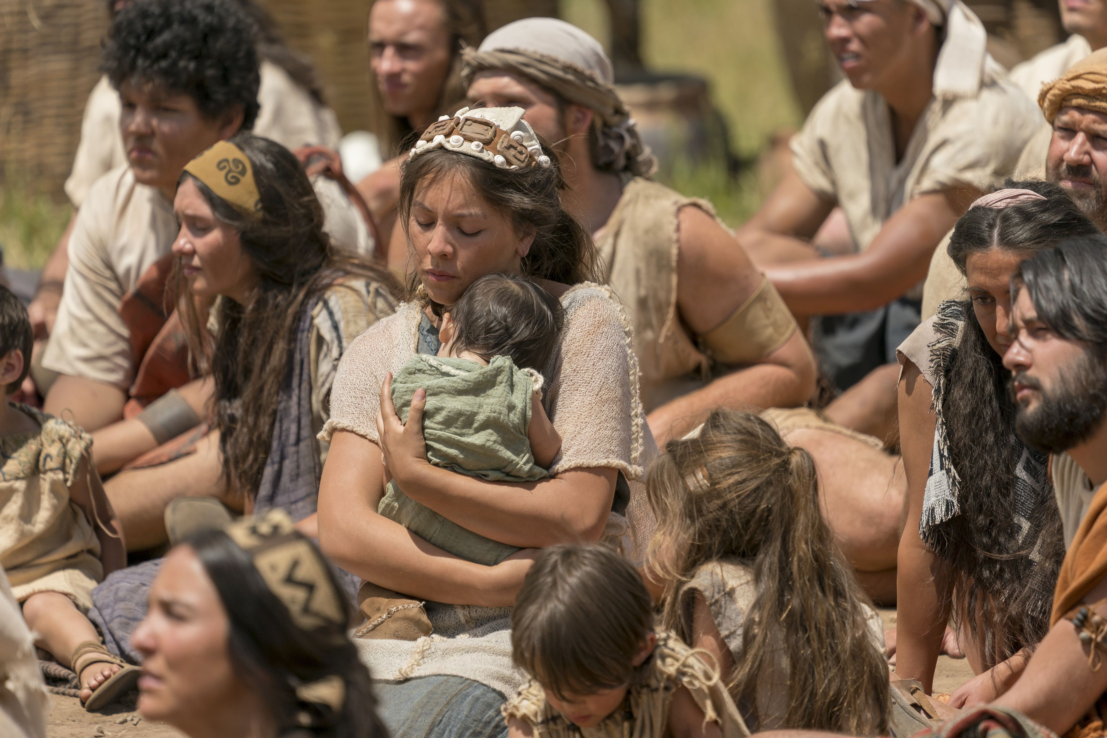 A Nephite woman listens to Jacob teach.