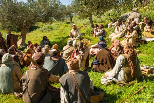 Luke 12:13–34, Disciples gather around Jesus on a hill and listen to Him