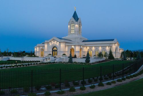 The exterior of the Fort Collins Colorado Temple.