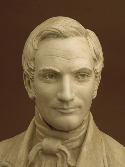 A bust sculpture of Hyrum Smith by Dee Jay Bawden.