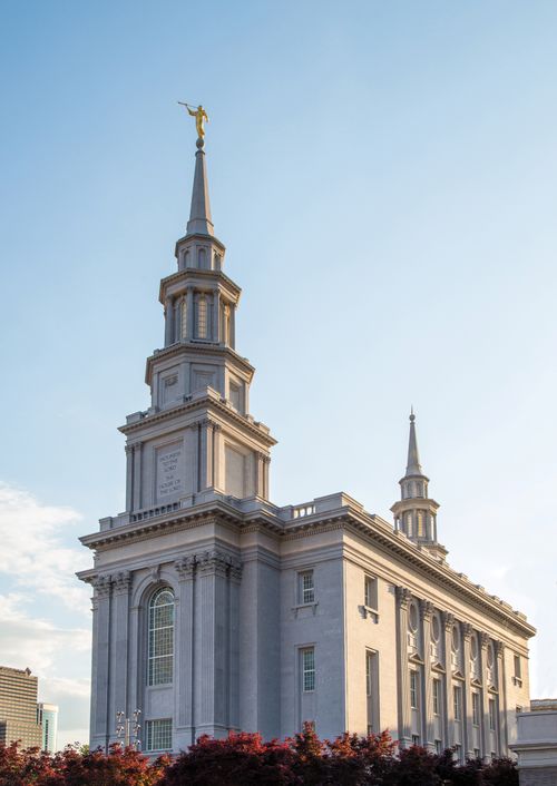 An angled exterior shot of the Philadelphia Pennsylvania Temple during the day.