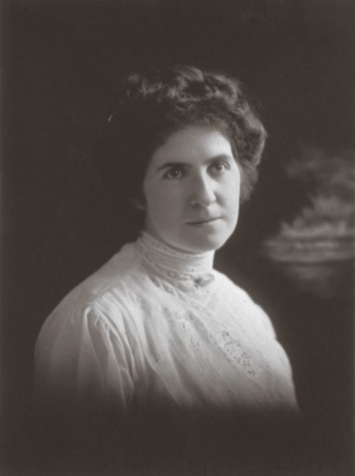 A portrait of Joseph Fielding Smith’s second wife, Ethel Georgina Reynolds Smith, with dark hair, wearing a white blouse.